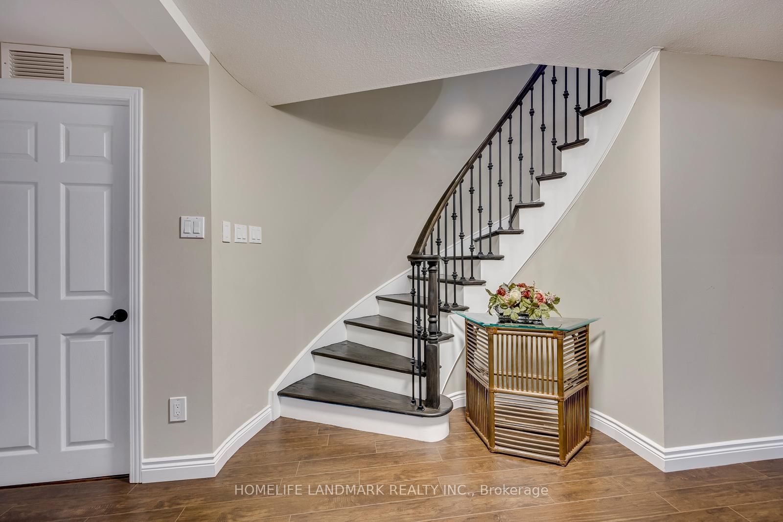 1248 Bowman Drive • Oakville, ON photo 36