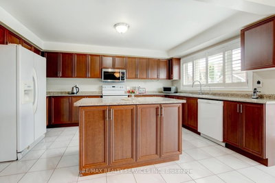 671 Peter Robertson Brampton,ON L6R 1L8 — Photo 11