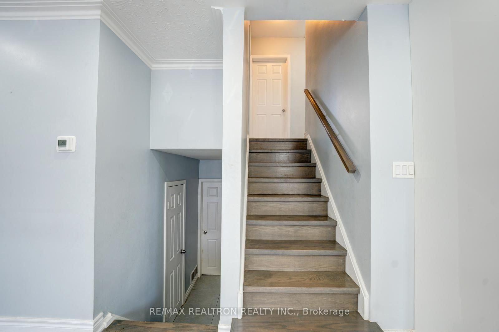 43 Lindylou Road • Toronto, ON photo 19