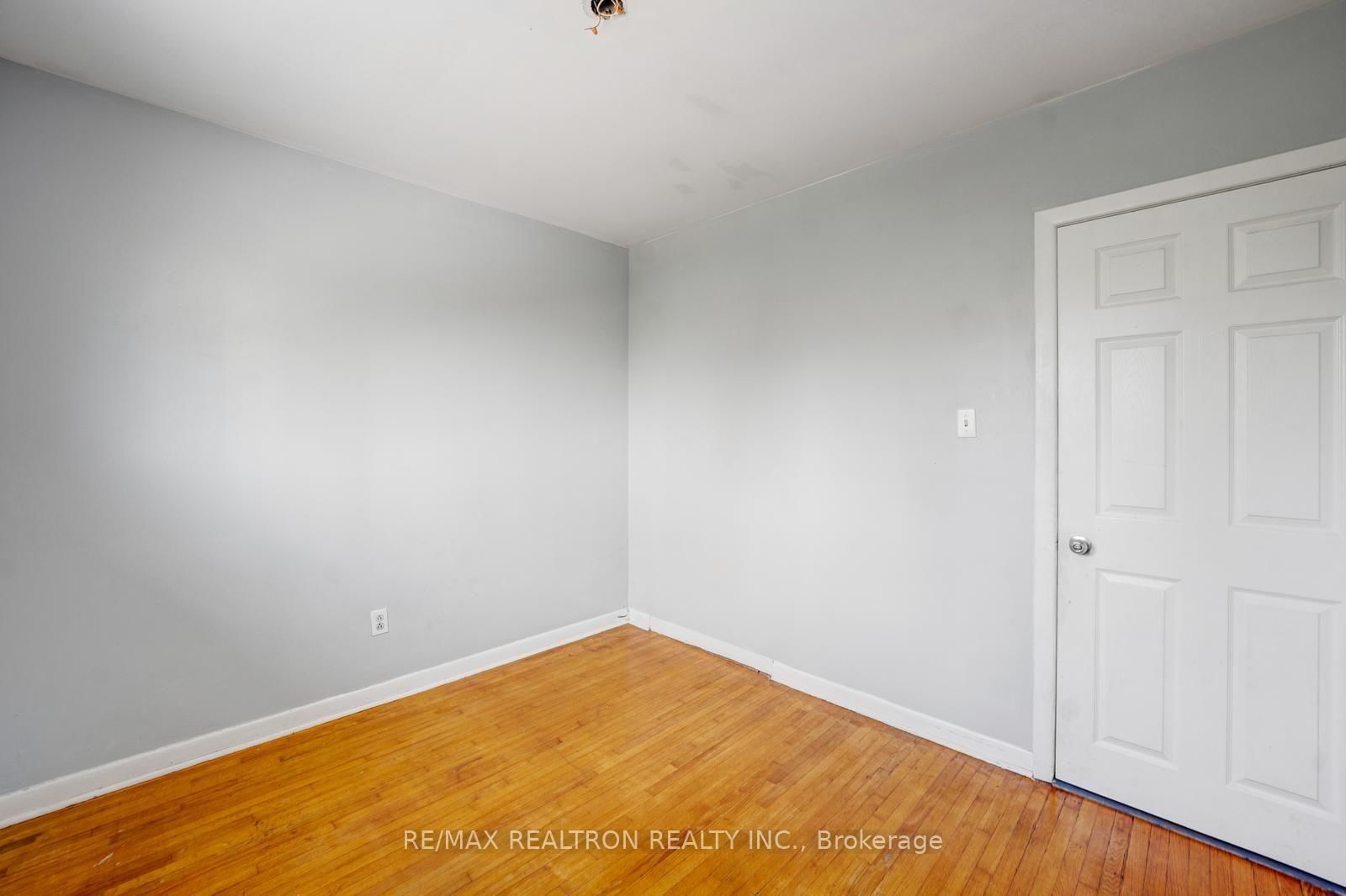 43 Lindylou Road • Toronto, ON photo 31