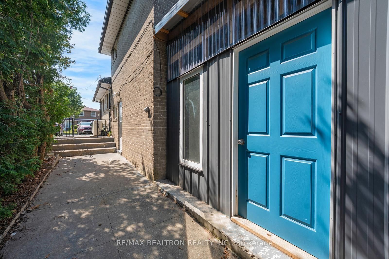 43 Lindylou Road • Toronto, ON photo 49