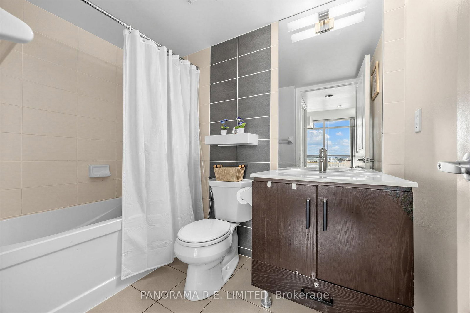 215 Sherway Gardens Road • #807 • Toronto, ON photo 10