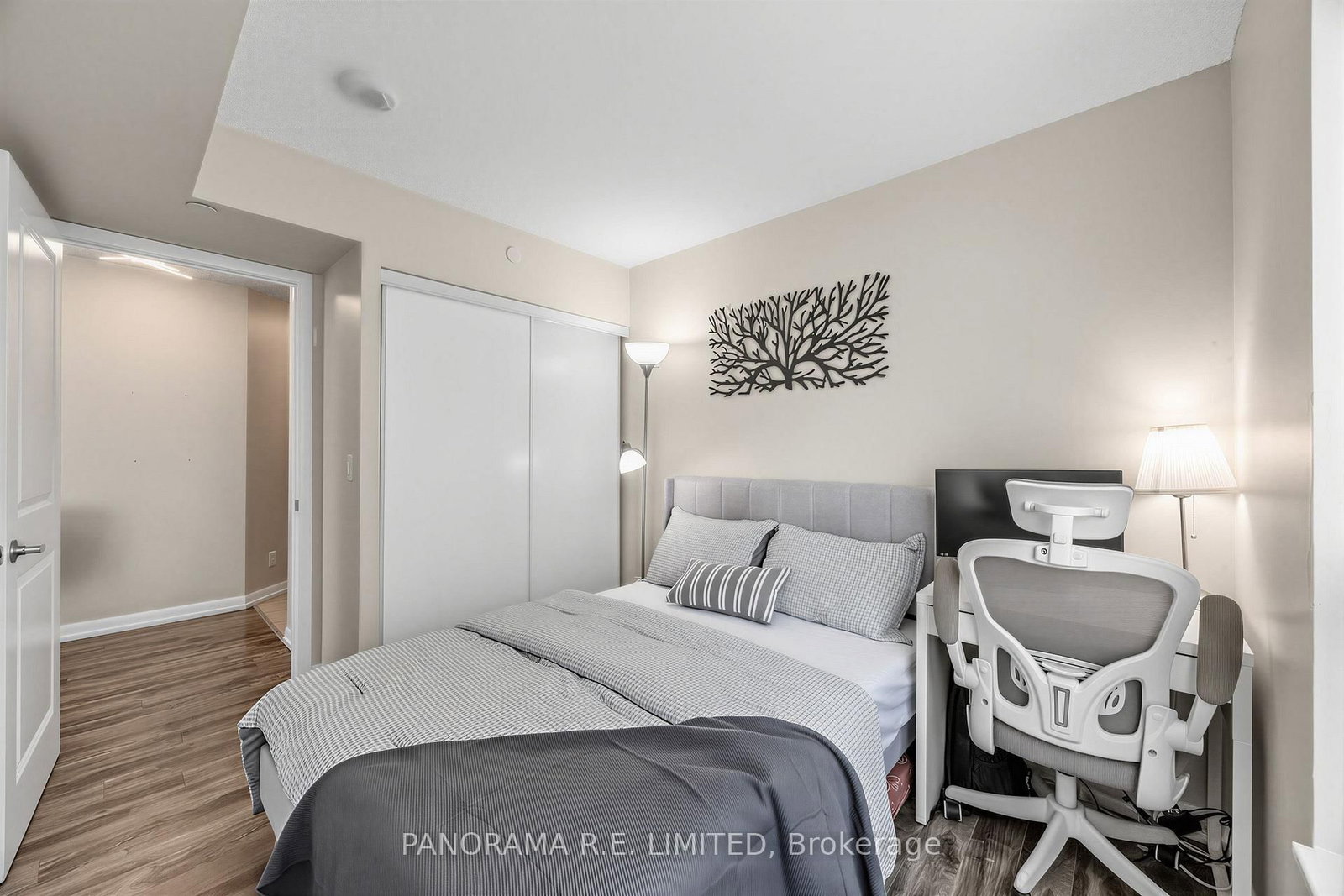 215 Sherway Gardens Road • #807 • Toronto, ON photo 12