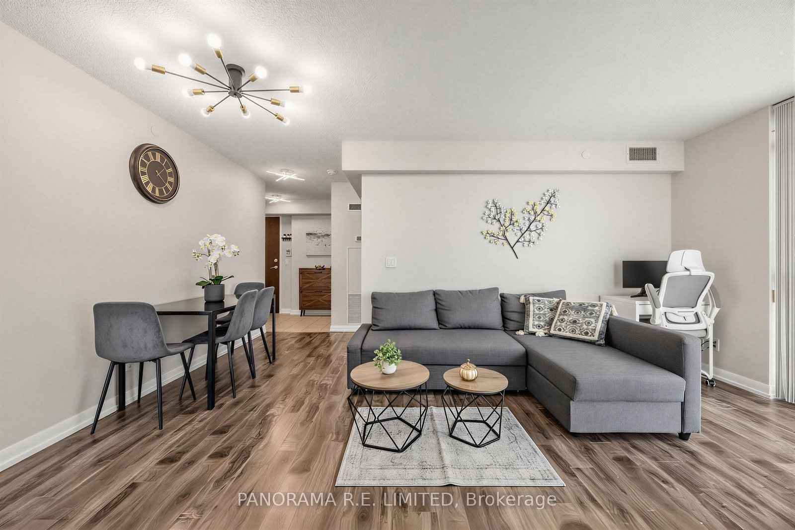215 Sherway Gardens Road • #807 • Toronto, ON photo 2