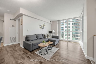 215 Sherway Gardens Road • #807 • Toronto, ON photo 3