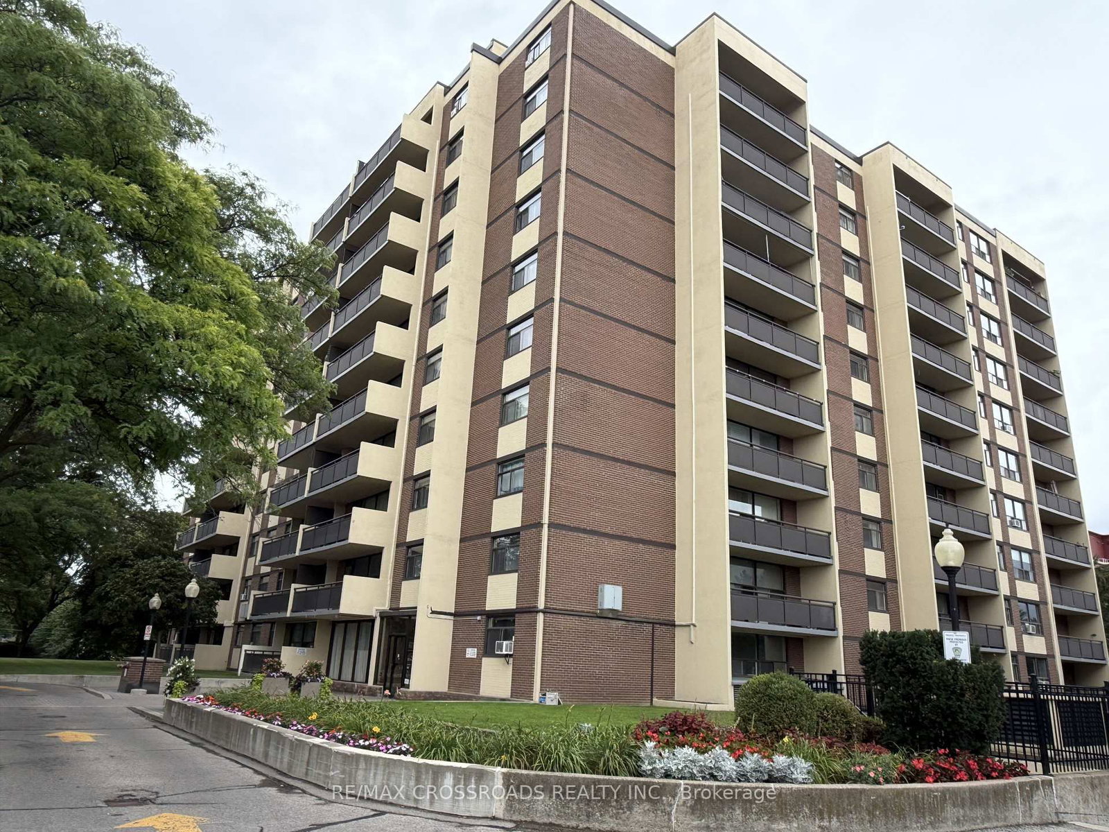 5 Frith Road • #1004 • Toronto, ON photo 1