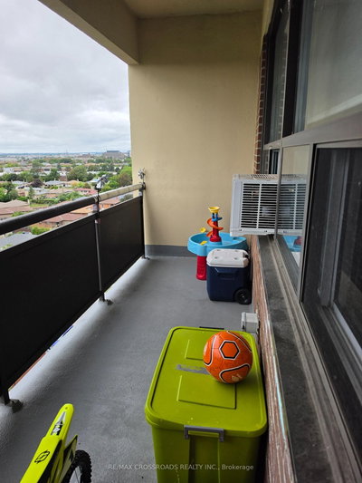 5 Frith Road • #1004 • Toronto, ON photo 9