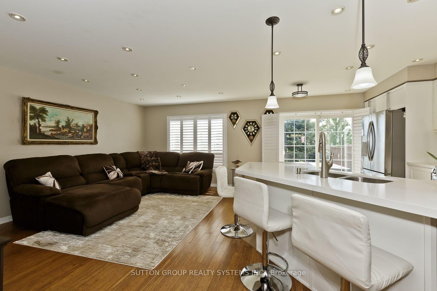 777 Shortreed Crescent • Milton, ON photo 8