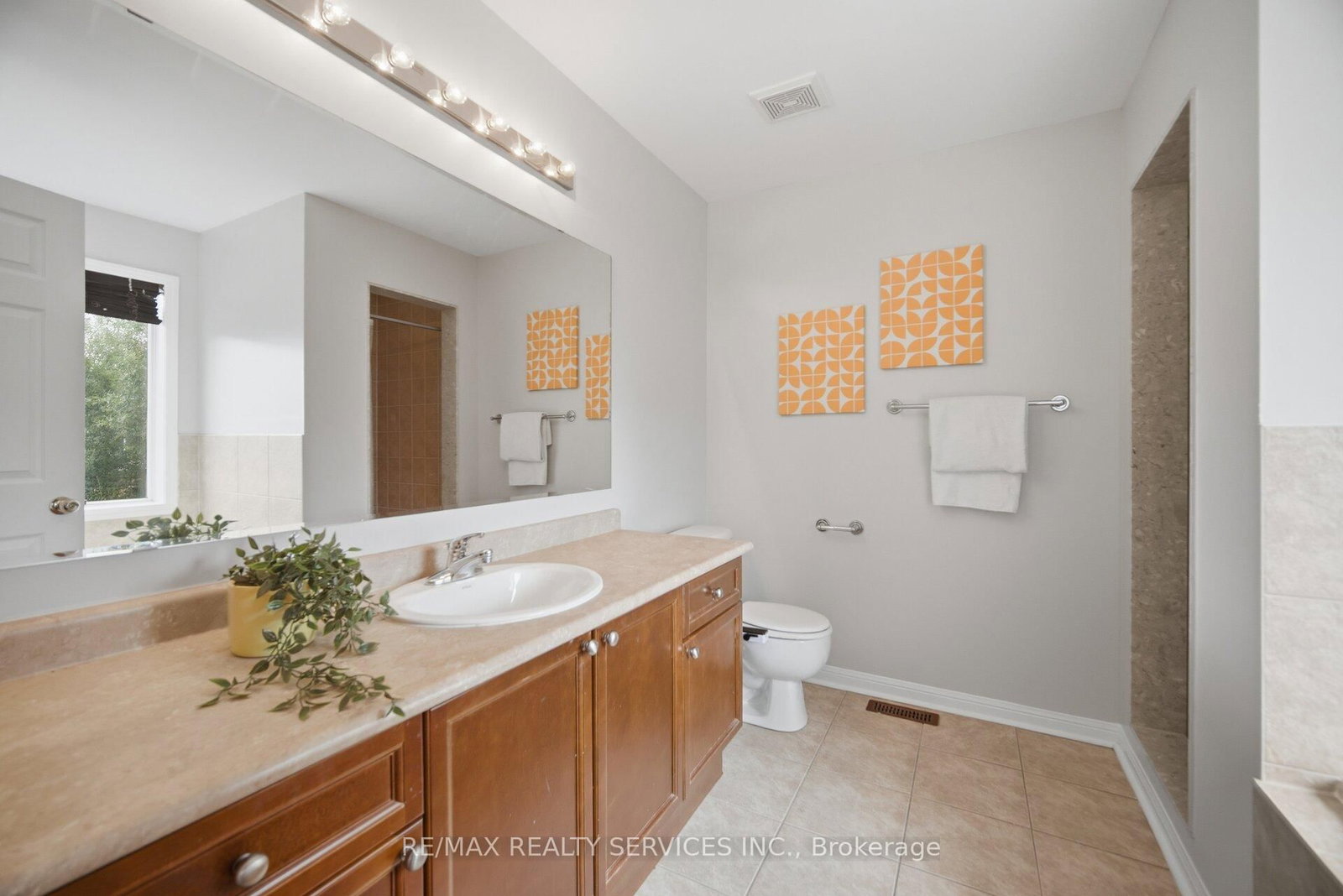 9 Ollie Avenue • Brampton, ON photo 26
