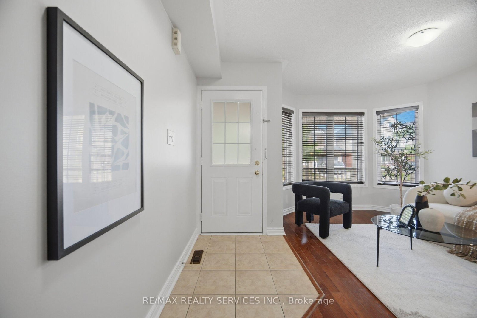 9 Ollie Avenue • Brampton, ON photo 6