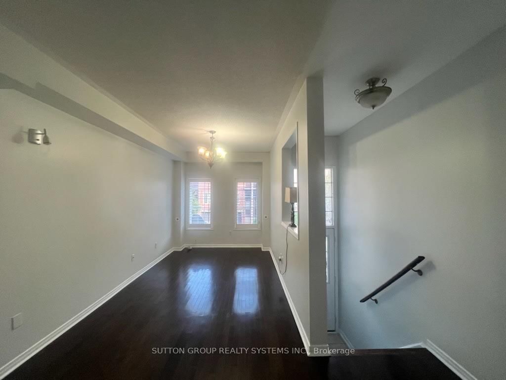 435 Hensall Circle • #55 • Mississauga, ON photo 4