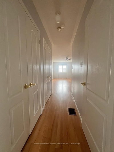 435 Hensall Circle • #55 • Mississauga, ON photo 9