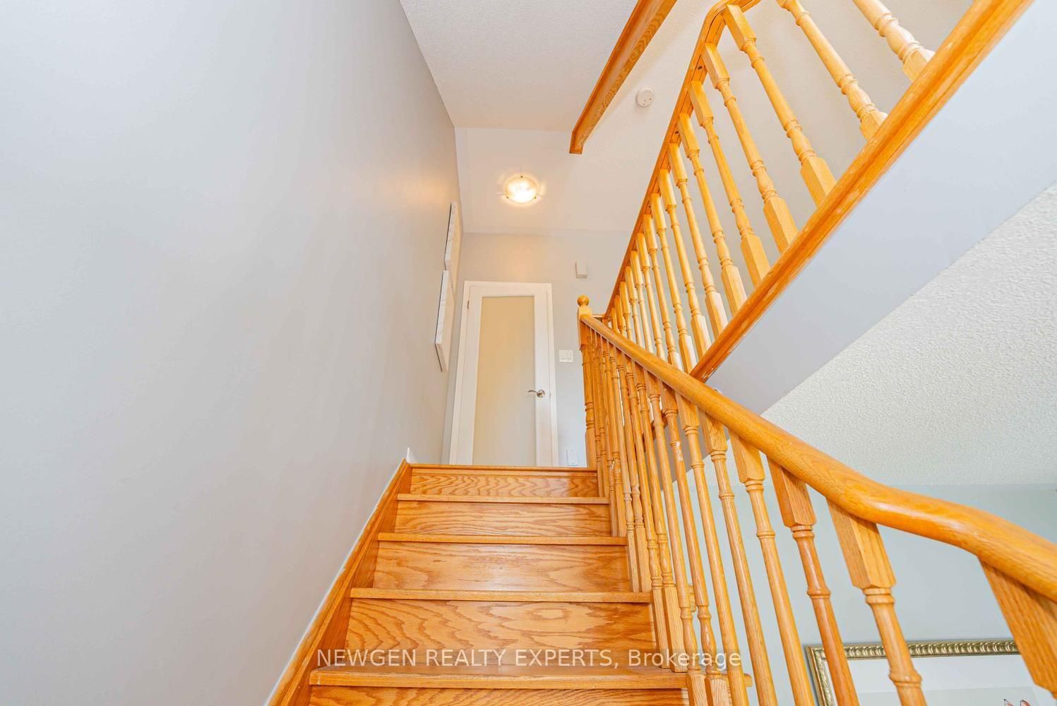 109 Georgian Drive • #21 • Oakville, ON photo 6