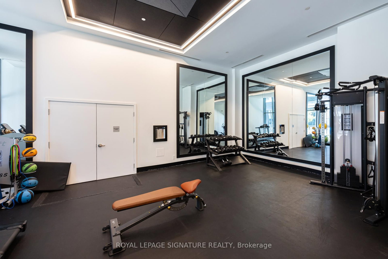 30 Samuel Wood Way • #2008 • Toronto, ON photo 18