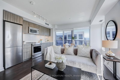 30 Samuel Wood Way • #2008 • Toronto, ON photo 2