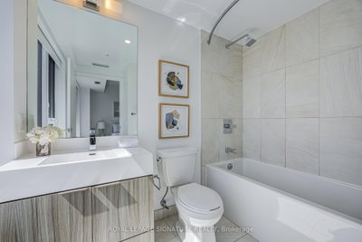 30 Samuel Wood Way • #2008 • Toronto, ON photo 7