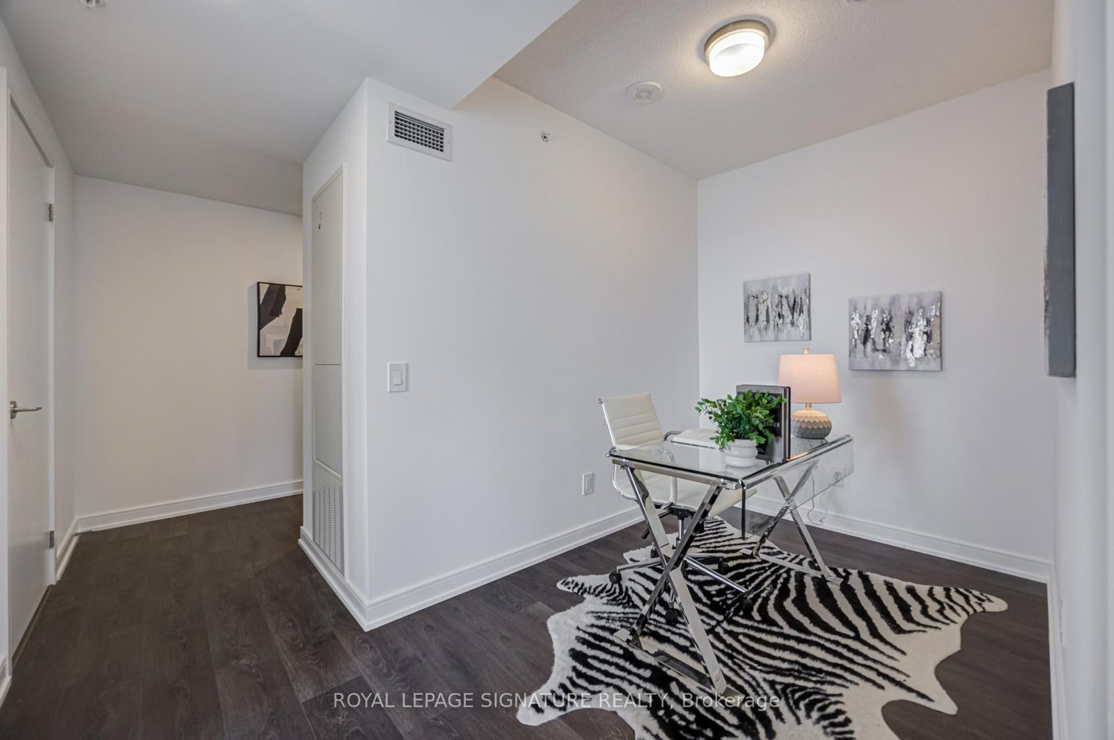 30 Samuel Wood Way • #2008 • Toronto, ON photo 9