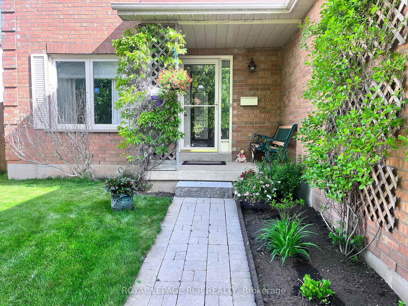 515 College Avenue • Orangeville, ON photo 3