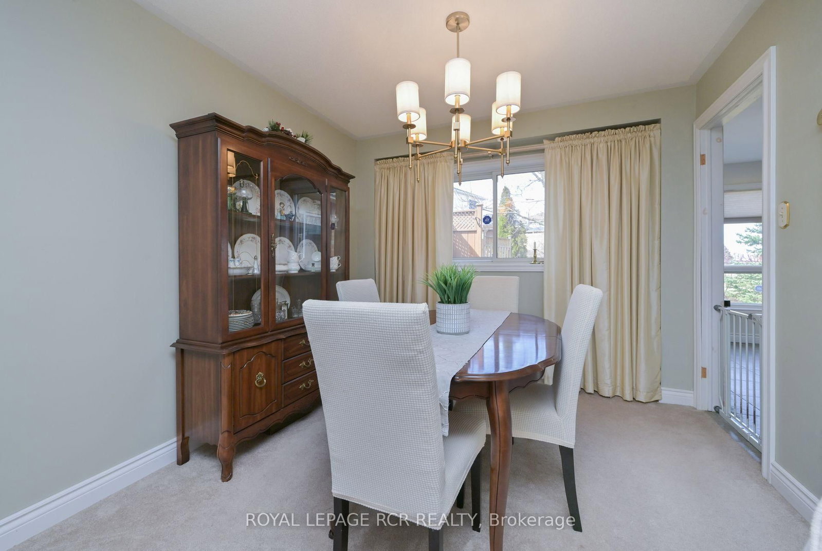515 College Avenue • Orangeville, ON photo 9