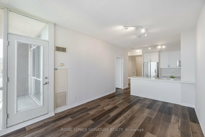 3939 Duke Of York Mississauga,ON L5B 4N2 — Photo 11