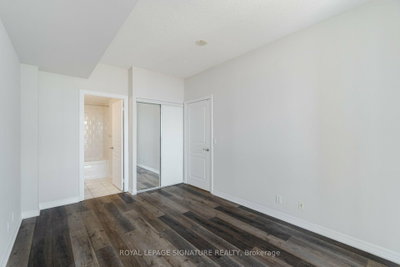 3939 Duke Of York Mississauga,ON L5B 4N2 — Photo 12