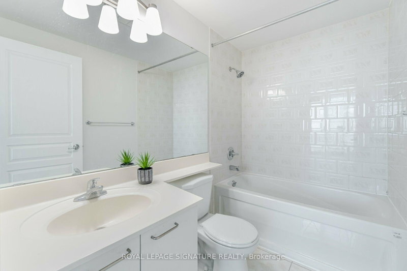 3939 Duke Of York Mississauga,ON L5B 4N2 — Photo 13