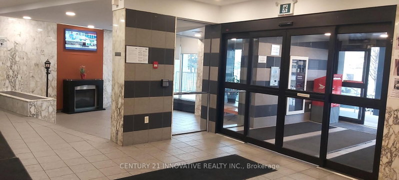 403 - 5 San Romanoway Way
