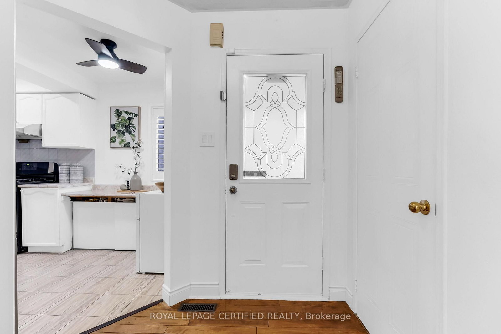 5639 Whistler Crescent • Mississauga, ON photo 5