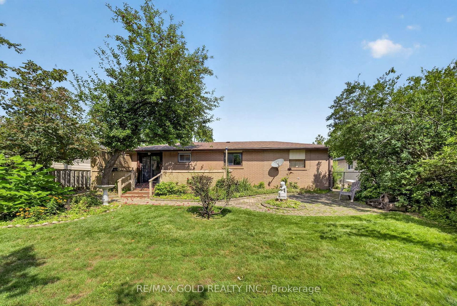 25 Drayton Crescent • Brampton, ON photo 38