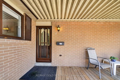 25 Drayton Crescent • Brampton, ON photo 5