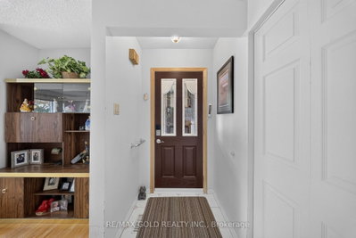 25 Drayton Crescent • Brampton, ON photo 6