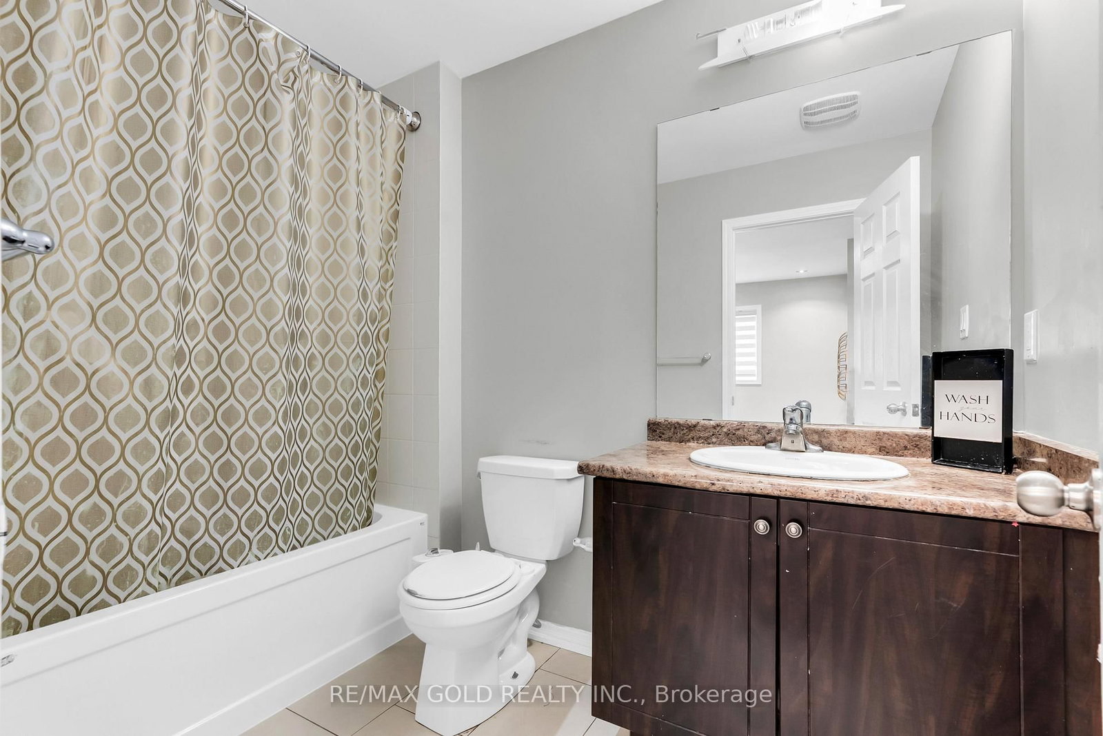 486 Queen Mary Drive • Brampton, ON photo 19
