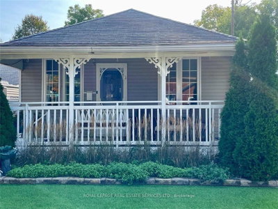 Detached House for lease at 30 College Street, Halton Hills, Ontario, L7G 2N7 - Georgetown - MLS: W13721360