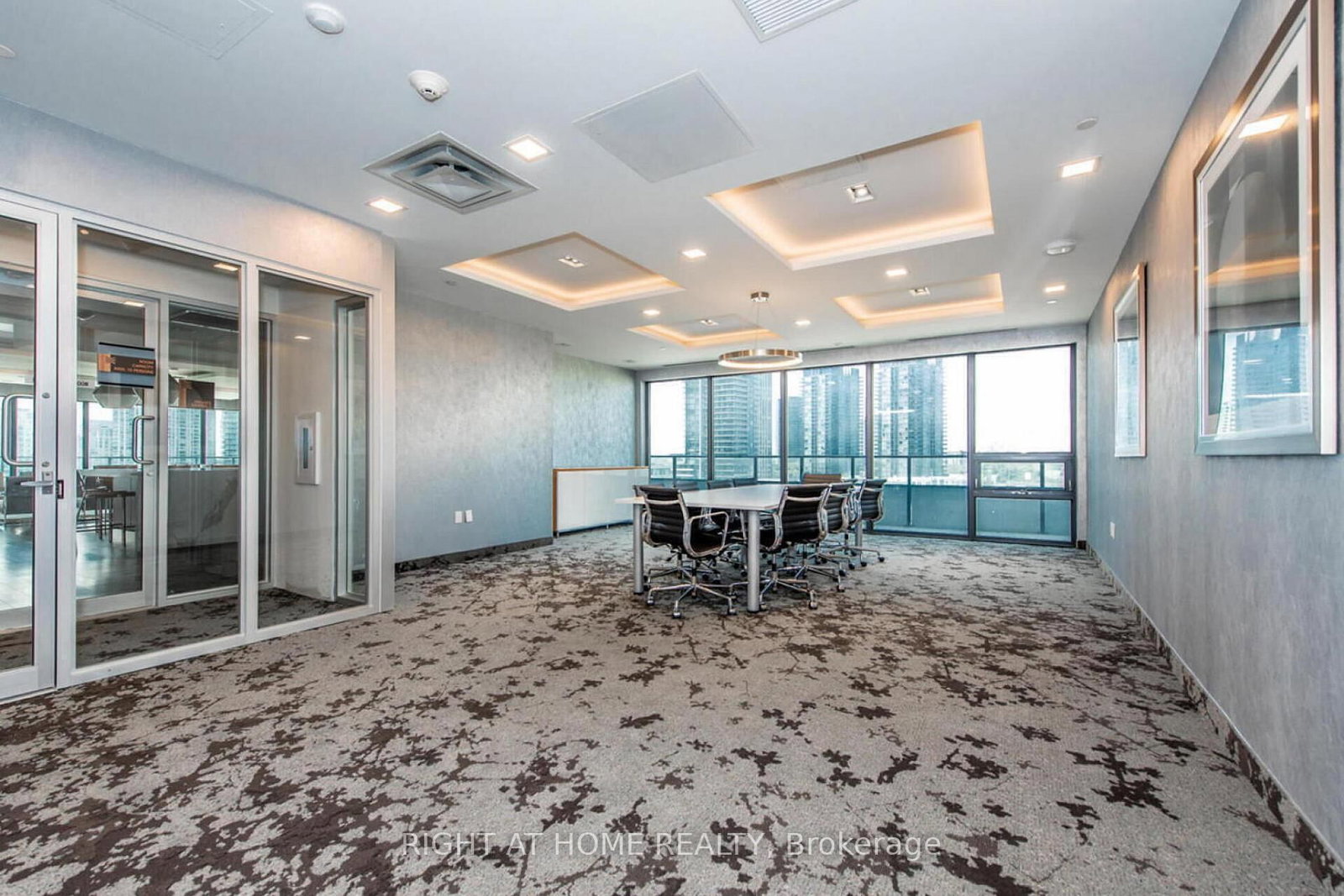 30 Shore Breeze Drive • #431 • Toronto, ON photo 43