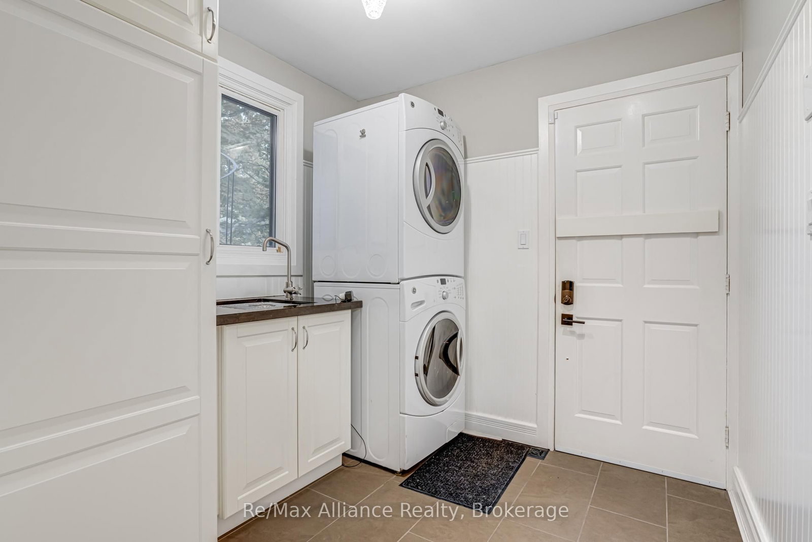 1168 Havendale Boulevard • Burlington, ON photo 15