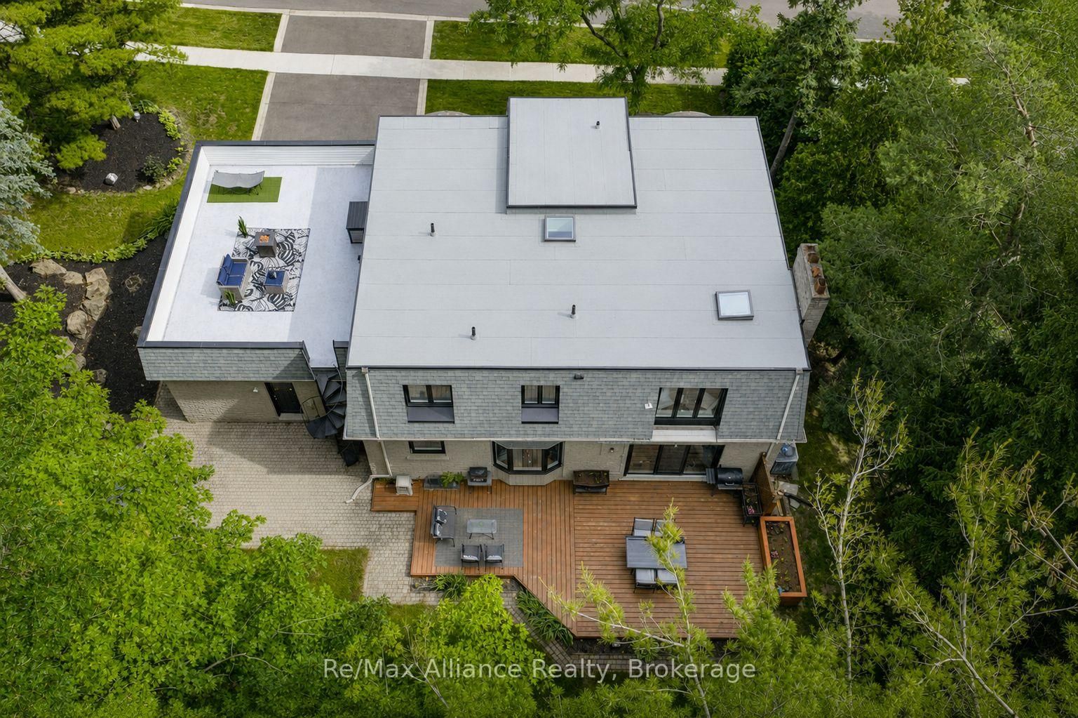 1168 Havendale Boulevard • Burlington, ON photo 26