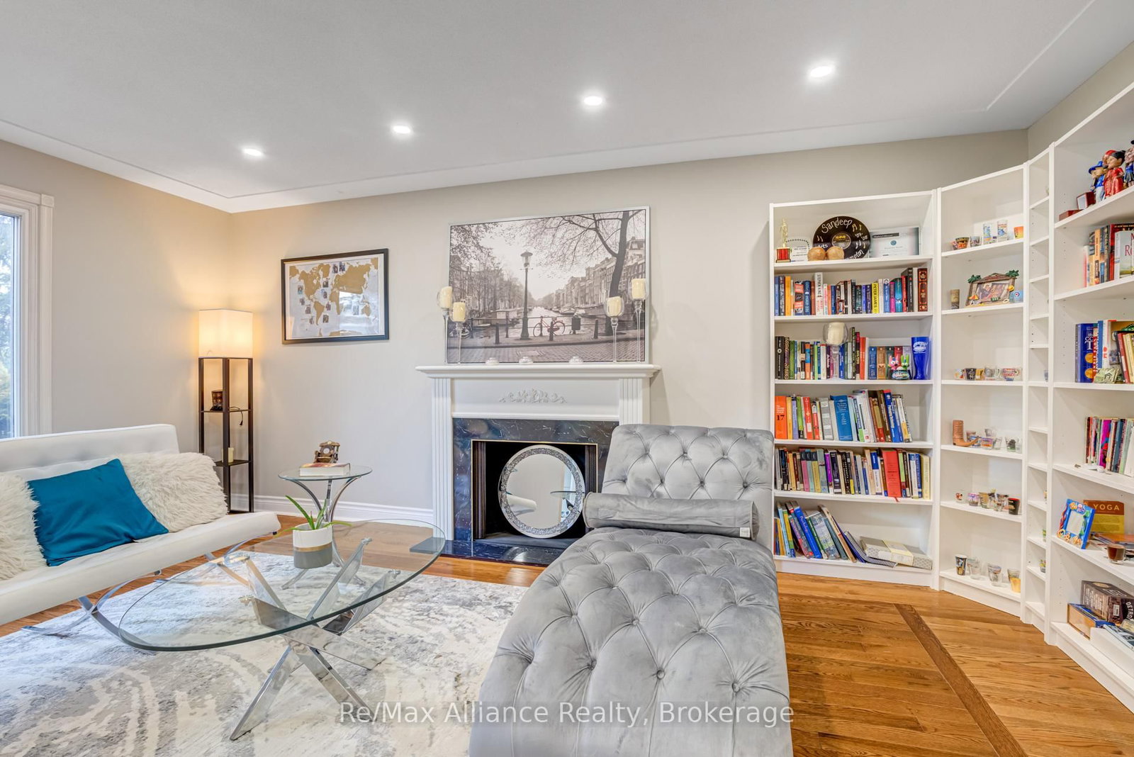 1168 Havendale Boulevard • Burlington, ON photo 5