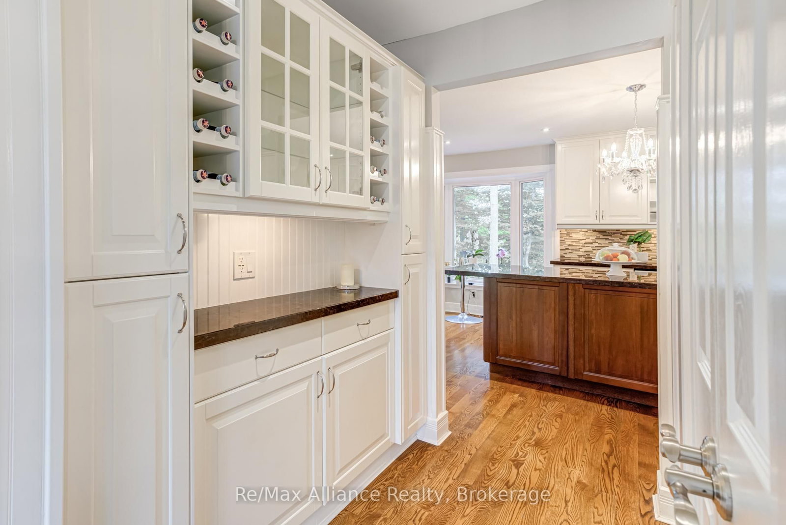 1168 Havendale Boulevard • Burlington, ON photo 8