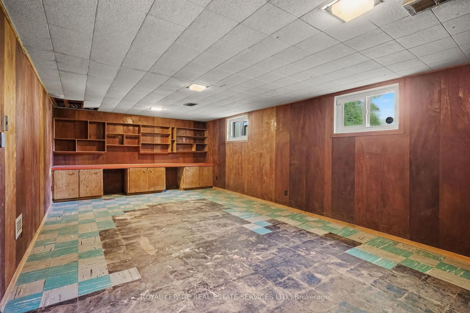 647 Burnhamthorpe Road • Toronto, ON photo 31