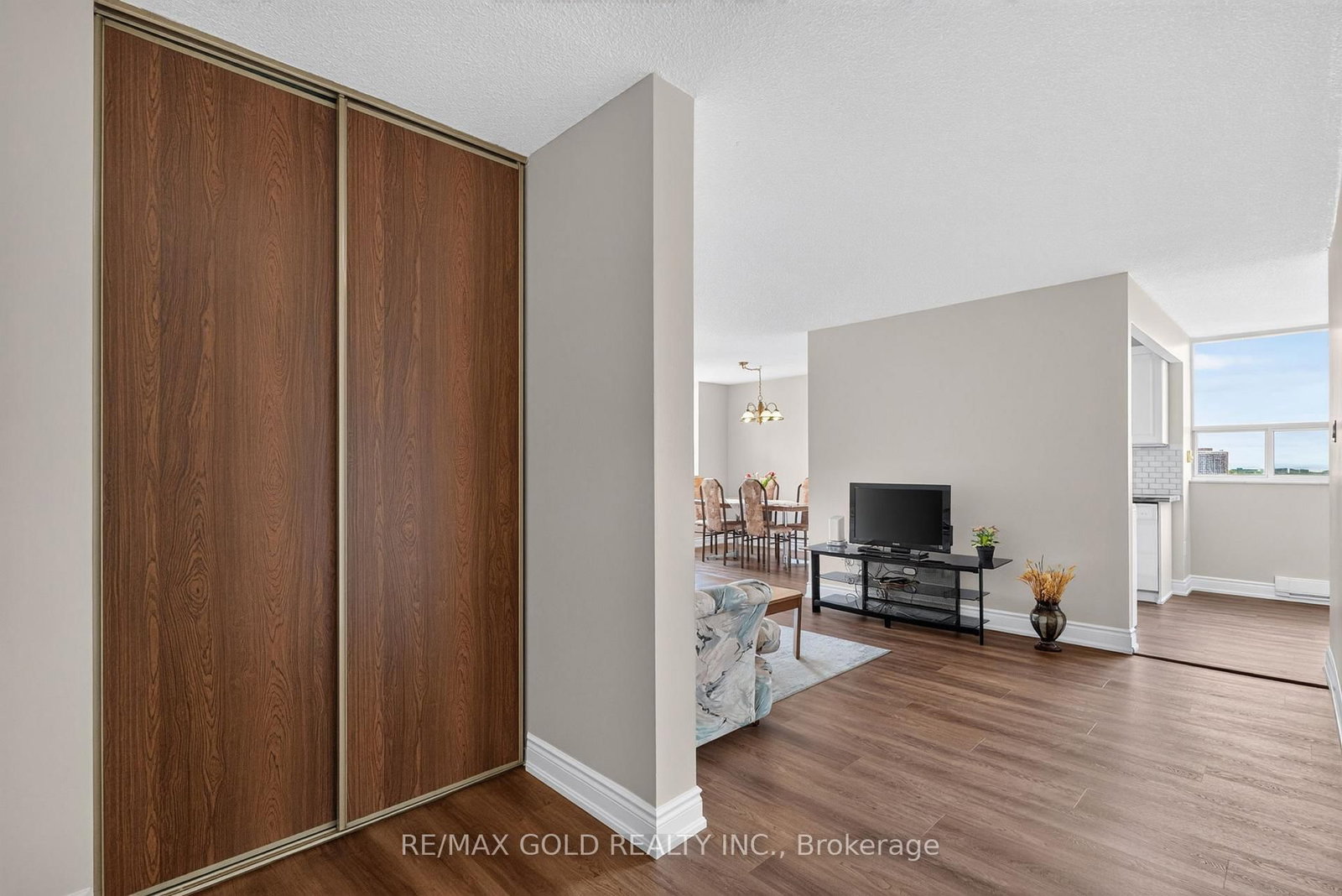 3 Lisa Street • #1109 • Brampton, ON photo 6