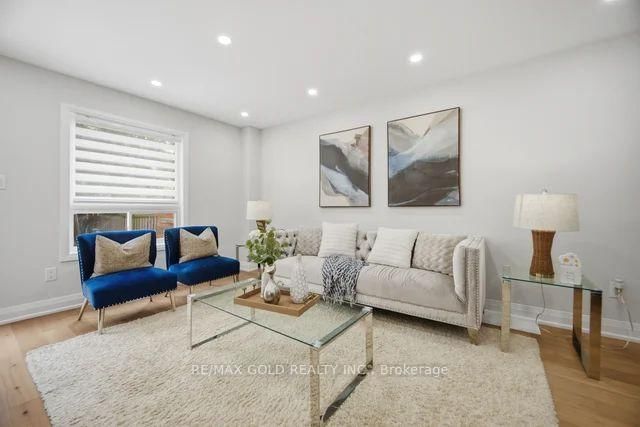 7334 Lowville Heights • Mississauga, ON photo 12