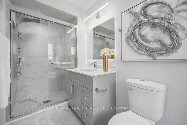 7334 Lowville Heights • Mississauga, ON photo 21