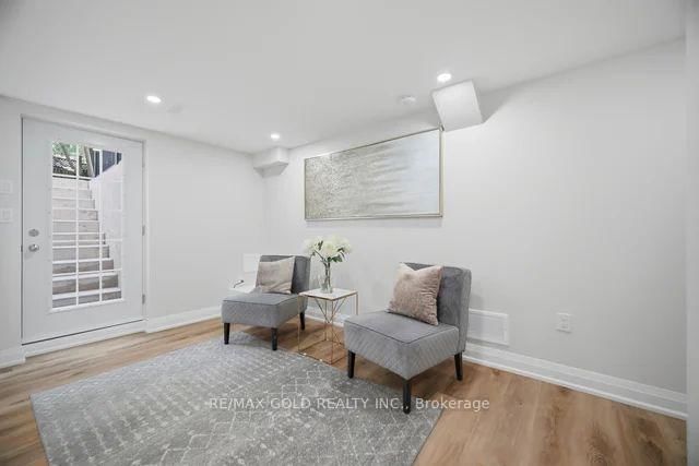 7334 Lowville Heights • Mississauga, ON photo 36