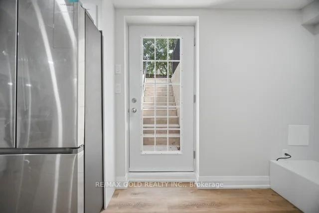 7334 Lowville Heights • Mississauga, ON photo 43