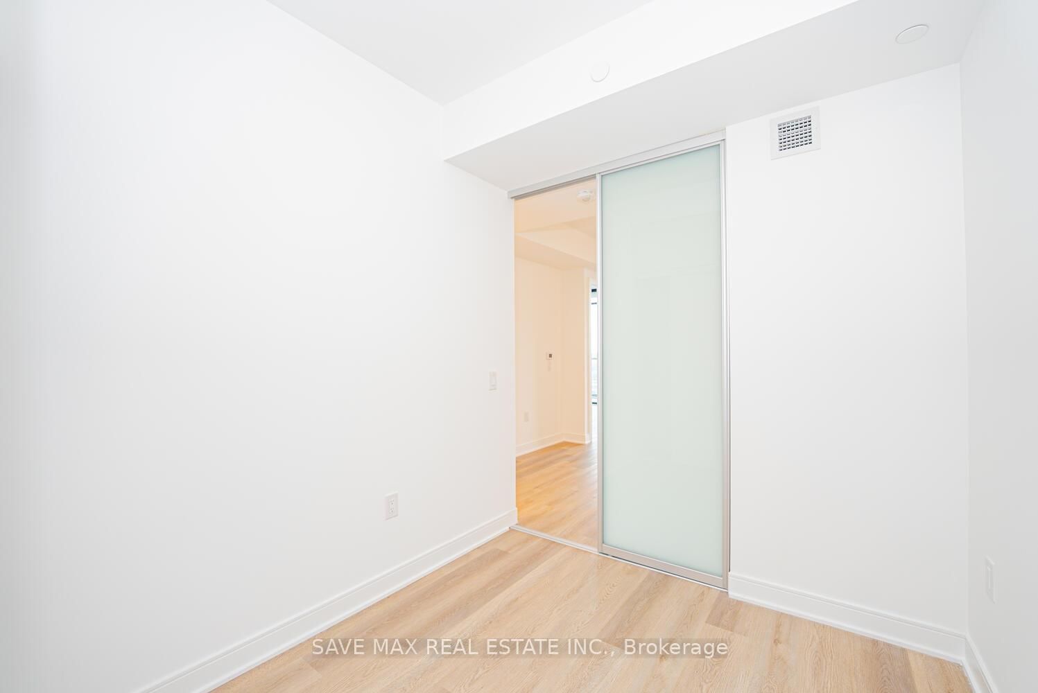 86 Dundas Street E • #916 • Mississauga, ON photo 15