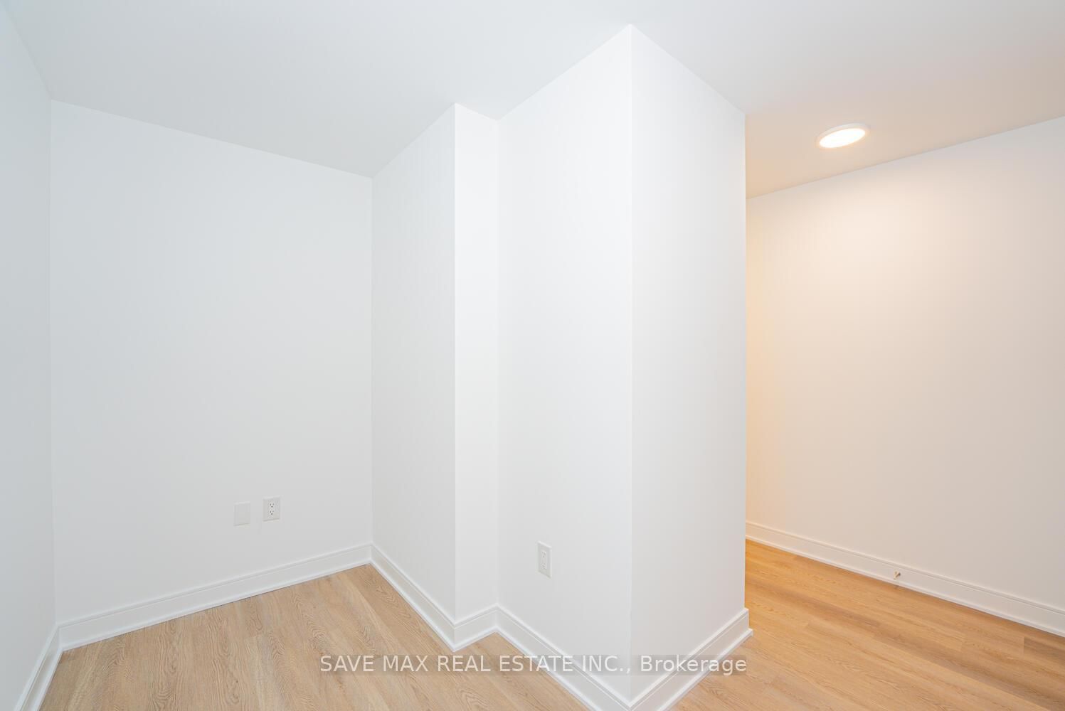 86 Dundas Street E • #916 • Mississauga, ON photo 18