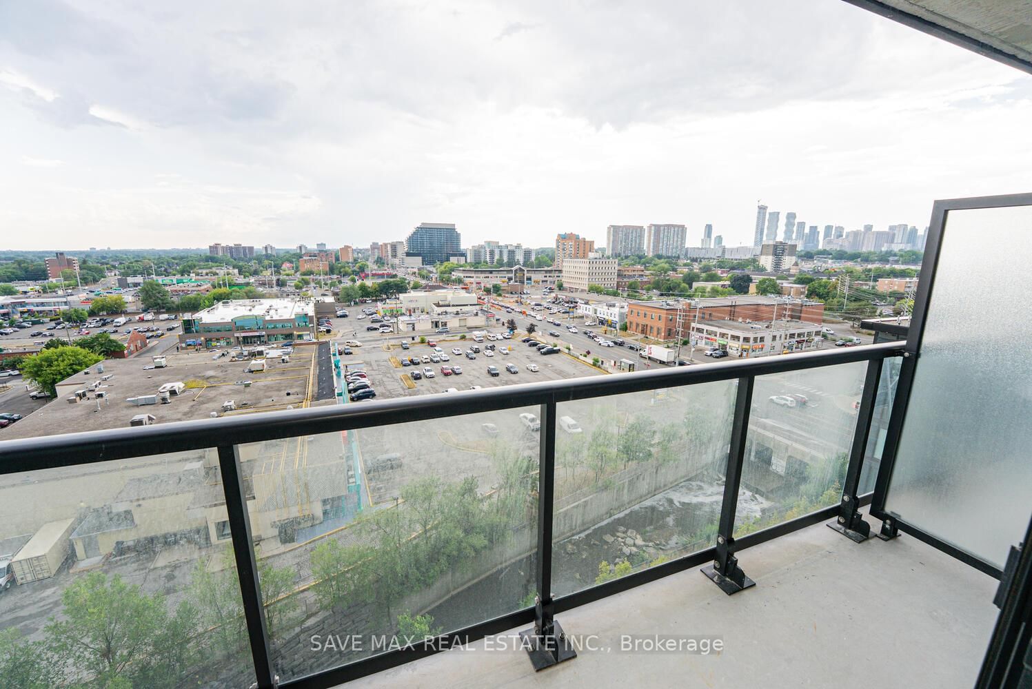 86 Dundas Street E • #916 • Mississauga, ON photo 25