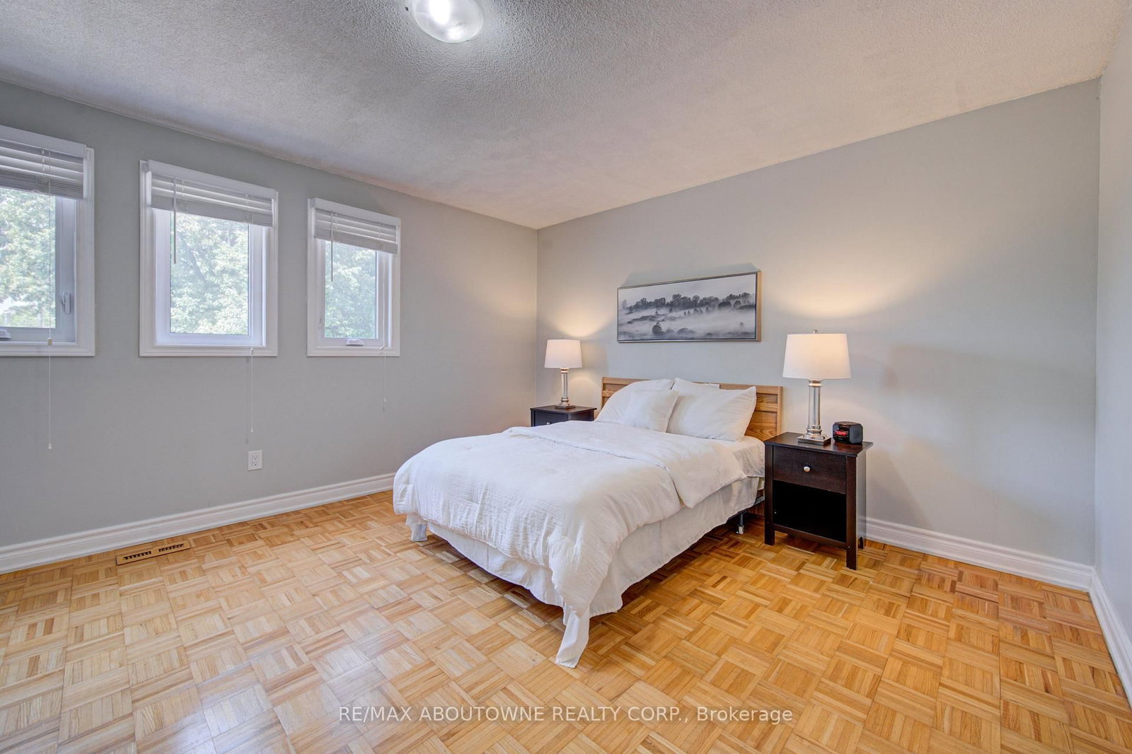 1140 Avondale Drive • Oakville, ON photo 19
