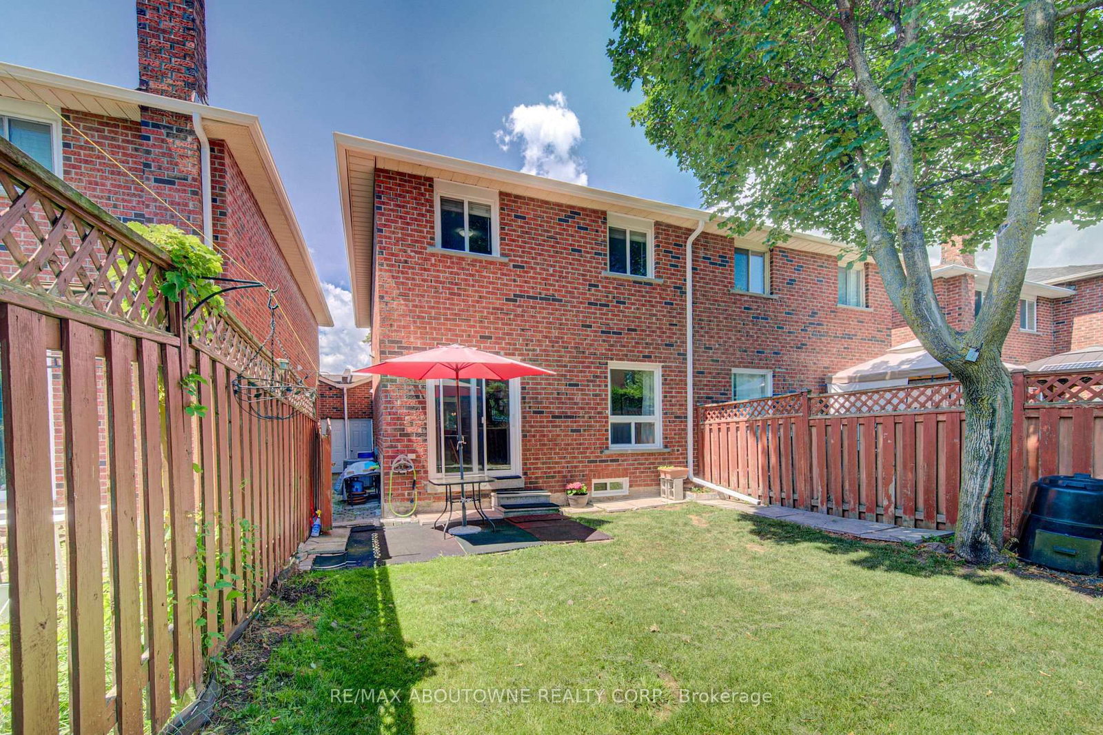 1140 Avondale Drive • Oakville, ON photo 38