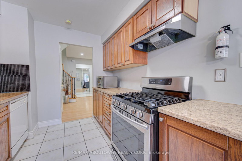 1140 Avondale Oakville,ON L6H 5L3 — Photo 8